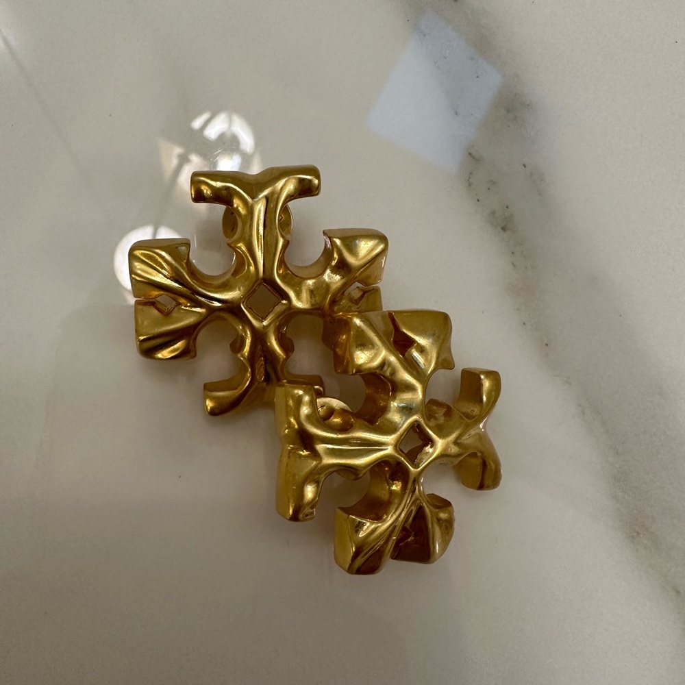 LARGE Gold plated TB Roxanne earrings (stud)